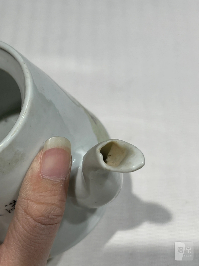 清代 粉彩茶壶一组十二件 - 图71